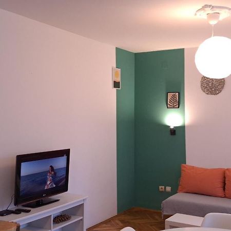 Green Land House Βελιγράδι Εξωτερικό φωτογραφία